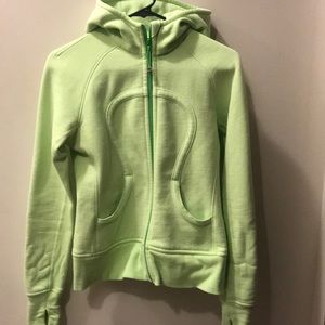 ✈️ Moving Sale🗺 Lululemon Scuba Hoodie